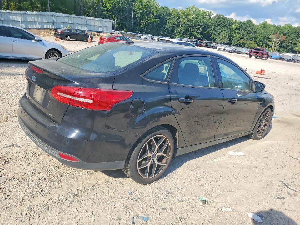 Photo 3 from auction – 2018 FORD FOCUS with VIN 1FADP3H24JL294481