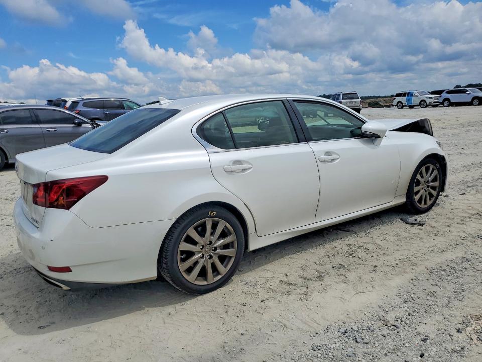 Photo 3 from auction – 2013 LEXUS GS with VIN JTHBE1BL2D5025674
