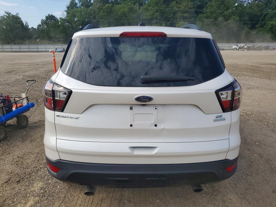 Photo 6 from auction – 2017 FORD ESCAPE with VIN 1FMCU0G92HUB95900