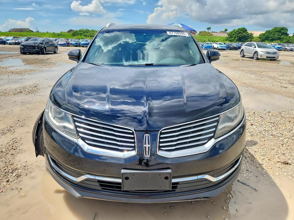 Foto 5 de la subasta – 2016 LINCOLN MKX con VIN 2LMTJ8JR1GBL20653