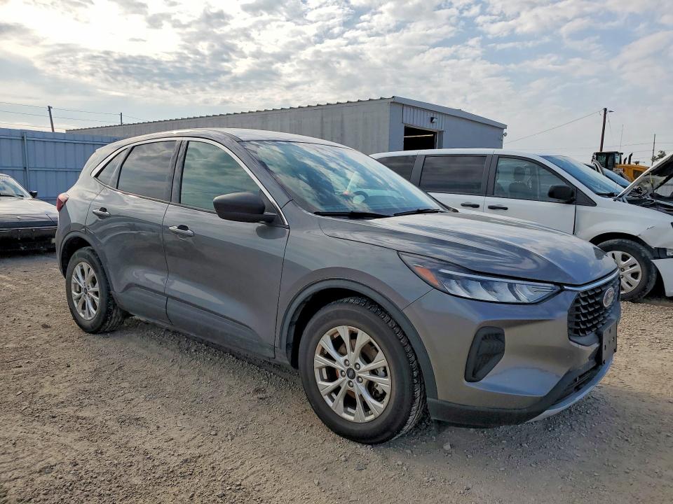 Photo 4 from auction – 2023 FORD ESCAPE with VIN 1FMCU0GNXPUA41611