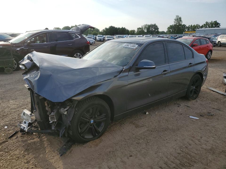 صورة رقم 1 من المزاد - 2016 BMW 328 مع VIN WBA8E3C59GK503759