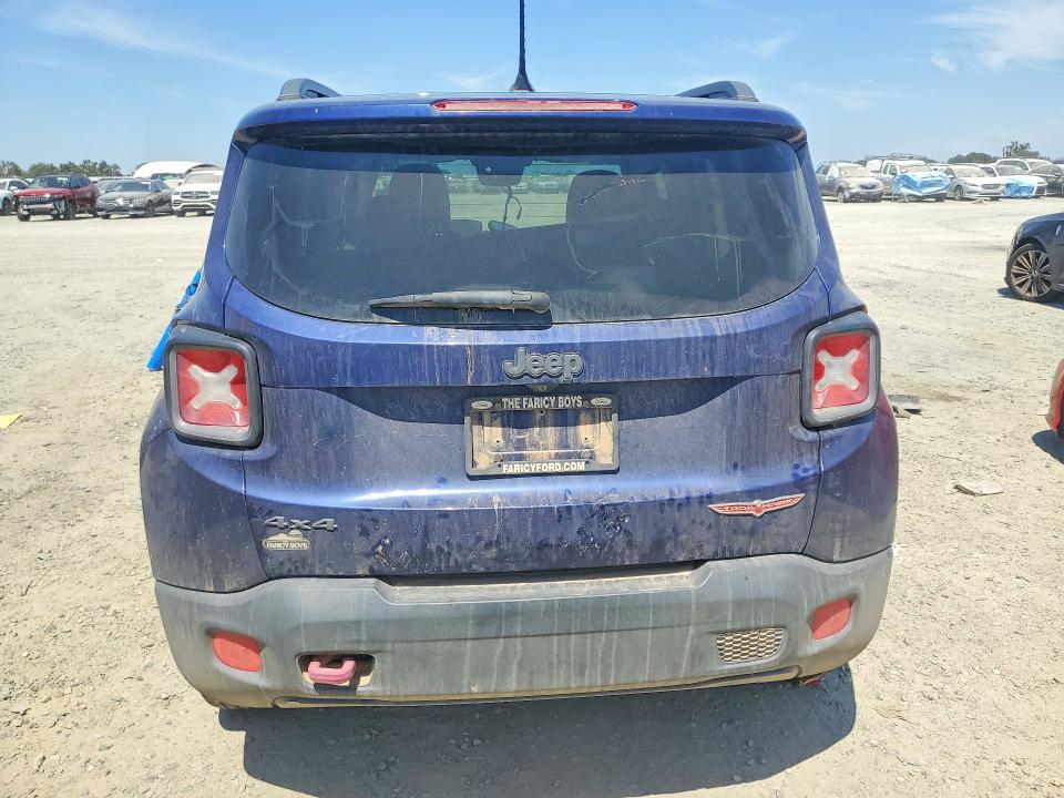 Photo 6 from auction – 2017 JEEP RENEGADE with VIN ZACCJBCB5HPF95873