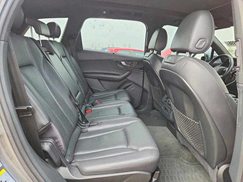 Photo 10 from auction – 2017 AUDI Q7 with VIN WA1LAAF70HD053493