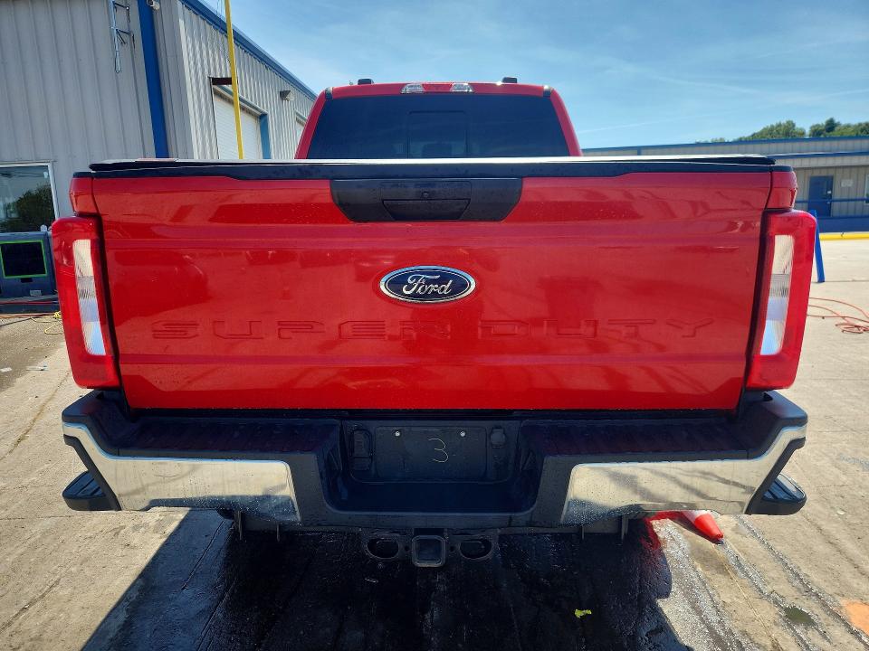 Снимка 6 от търг – 2023 FORD F250 с VIN 1FT8W2BM2PEC00324