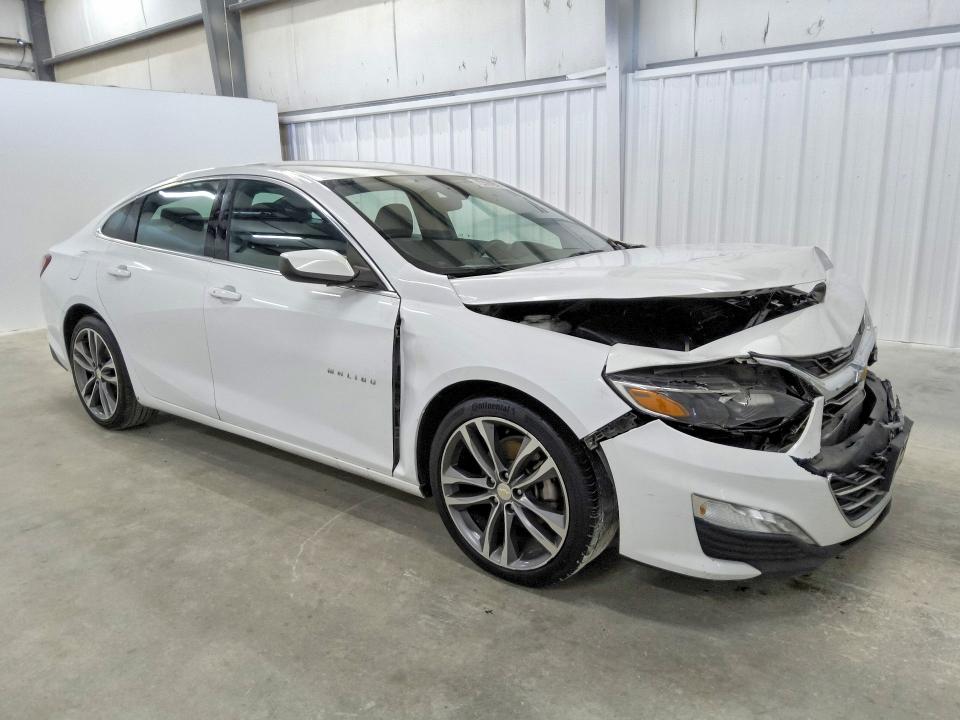 Photo 4 from auction – 2021 CHEVROLET MALIBU with VIN 1G1ZD5ST3MF051889