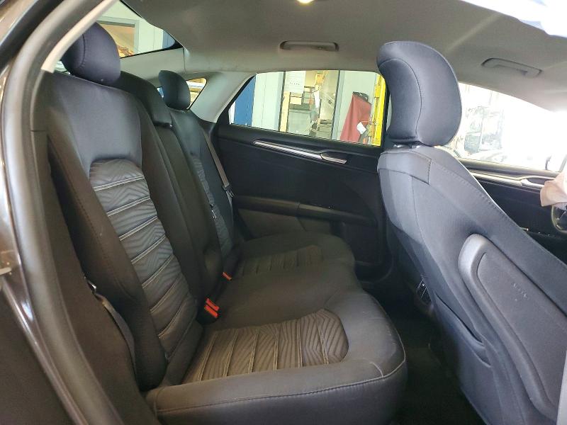 Photo 10 from auction – 2016 FORD FUSION with VIN 3FA6P0H72GR153549