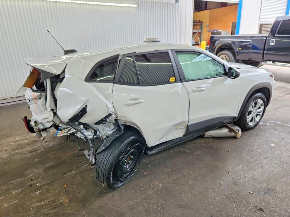 Photo 3 from auction – 2025 CHEVROLET TRAX with VIN KL77LFEP8SC197738