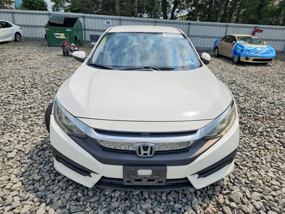 Photo 5 from auction – 2018 HONDA CIVIC with VIN 2HGFC2F56JH587156