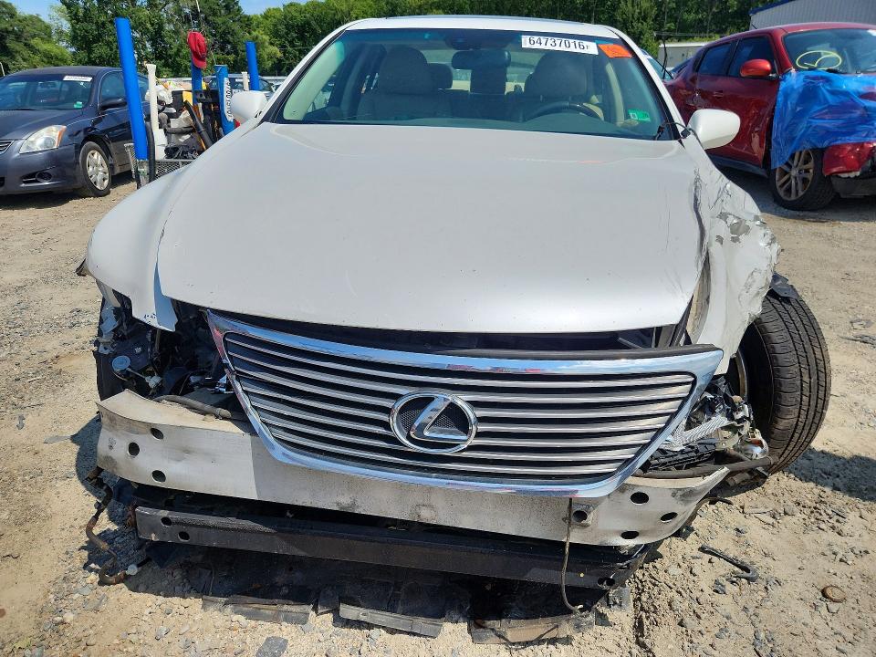 Photo 5 from auction – 2008 LEXUS LS with VIN JTHBL46F085083803