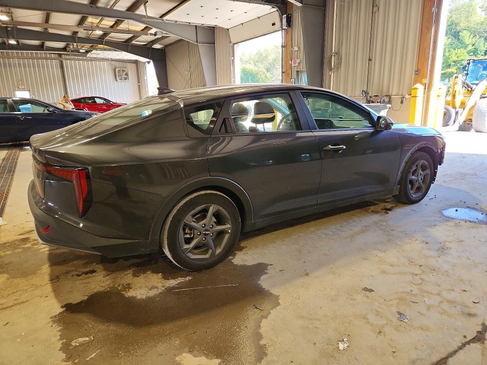 Photo 3 from auction – 2026 KIA K4 with VIN 3KPFT4DE2TE249197