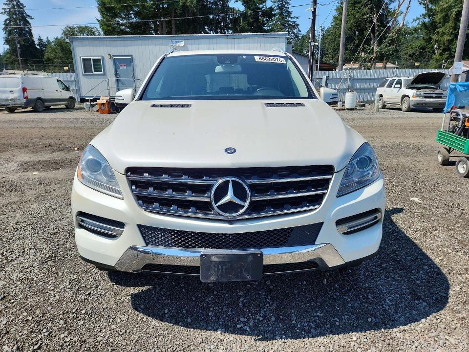 Photo 5 from auction – 2012 MERCEDES-BENZ ML with VIN 4JGDA5HB7CA069411