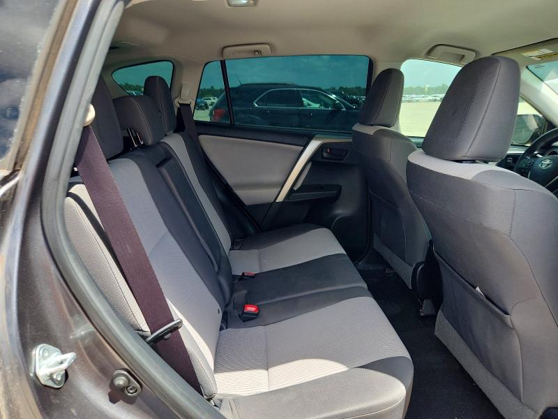 Photo 11 from auction – 2015 TOYOTA RAV4 with VIN JTMZFREV2FJ053977