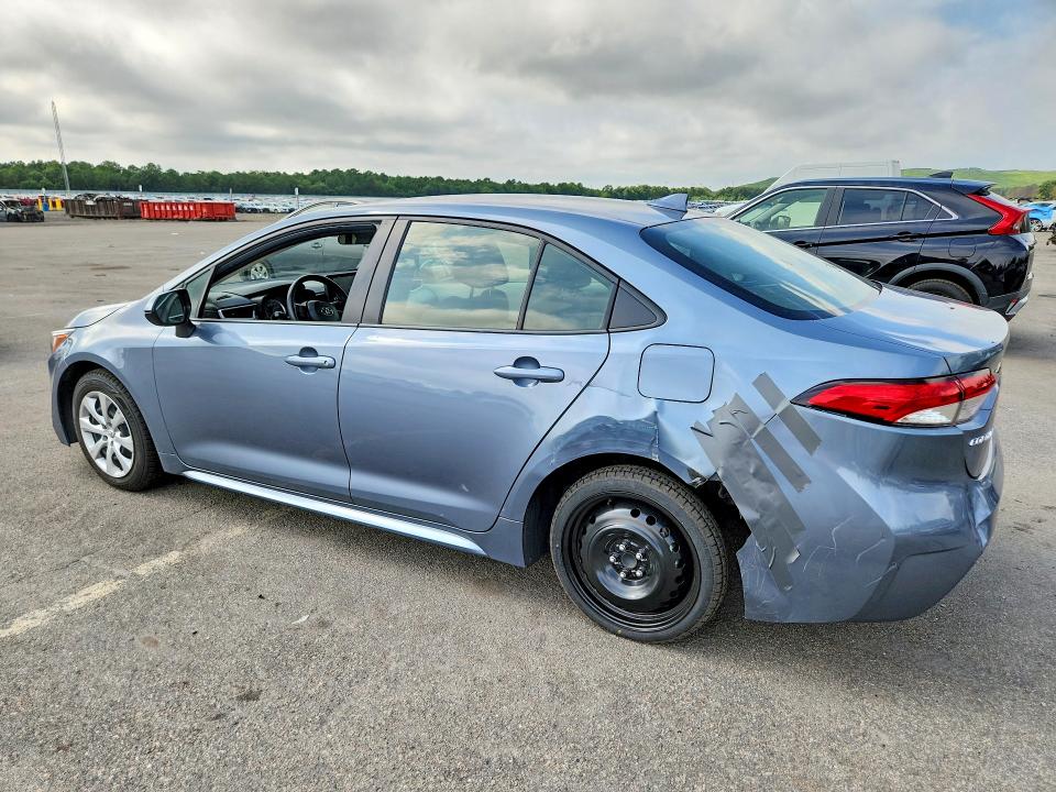 Photo 2 from auction – 2022 TOYOTA COROLLA with VIN JTDEPMAE1N3003028