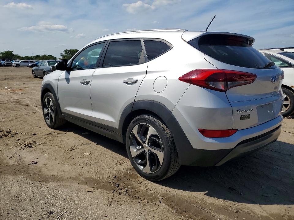 Photo 2 from auction – 2016 HYUNDAI TUCSON with VIN KM8J33A24GU060519