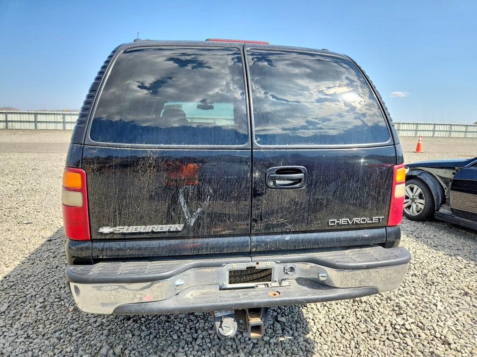 Photo 6 from auction – 2001 CHEVROLET SUBURBAN with VIN 3GNFK16TX1G209763