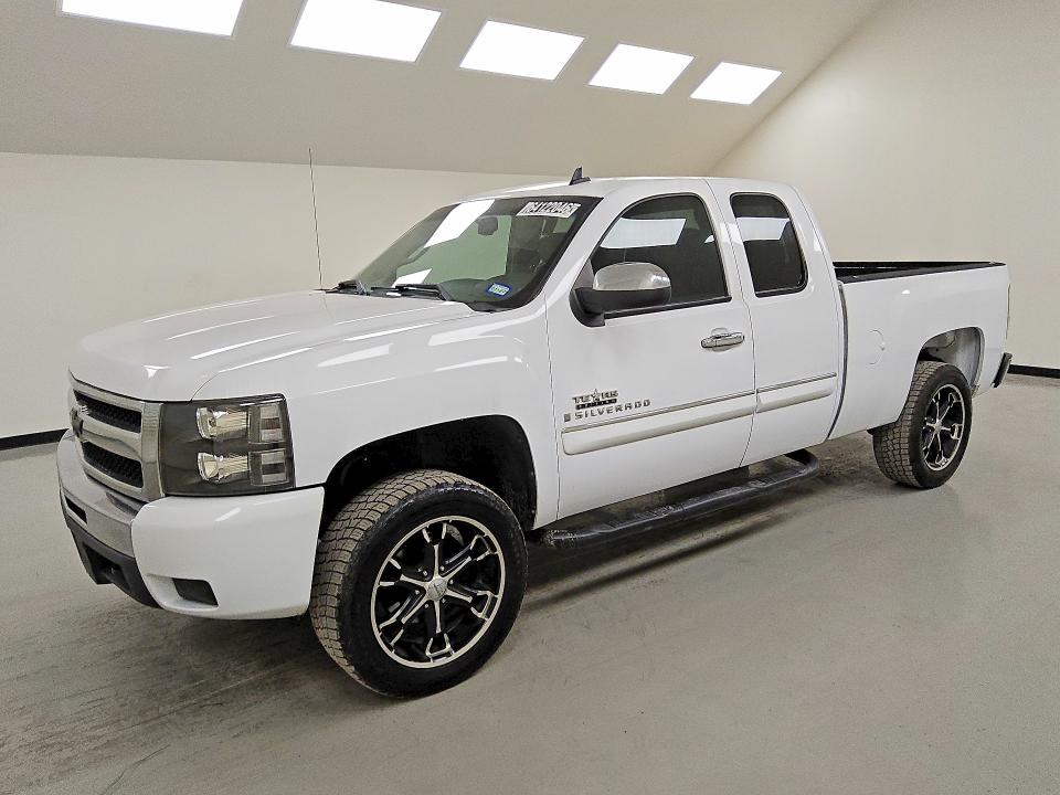 2009 CHEVROLET SILVERADO - Търг №64122046