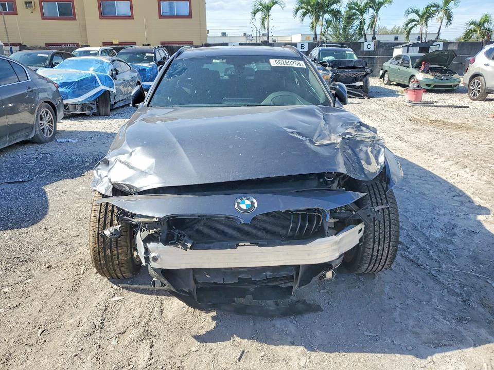 Photo 5 from auction – 2017 BMW 330 with VIN WBA8K3C33HA023621