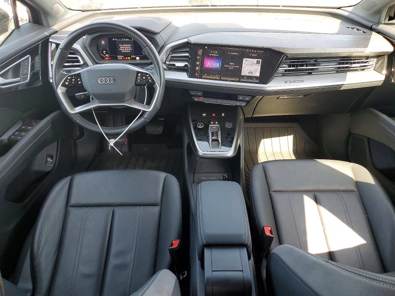 Zdjęcie 8 z aukcji – 2024 AUDI Q4 E-TRON z VIN WA1LUBFZ2RP054563