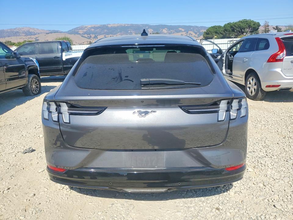 Photo 6 from auction – 2023 FORD MUSTANG MACH-E with VIN 3FMTK3RM2PMA02687