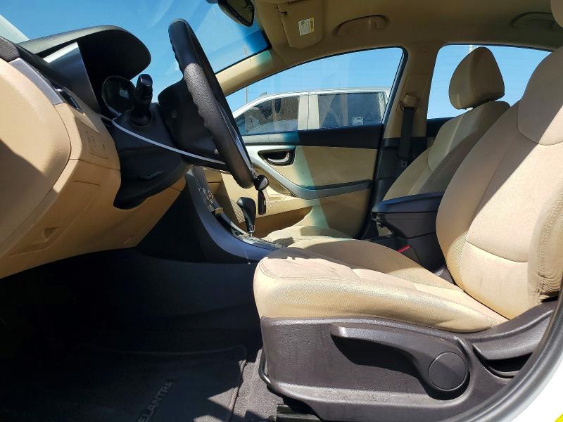 Photo 7 from auction – 2012 HYUNDAI ELANTRA with VIN 5NPDH4AE5CH103756