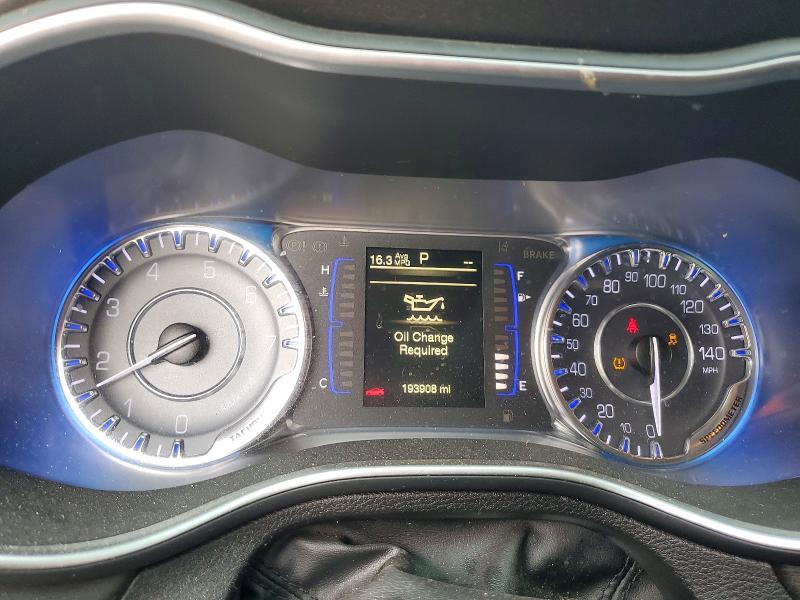 Photo 9 from auction – 2017 CHRYSLER 200 with VIN 1C3CCCAB6HN502200