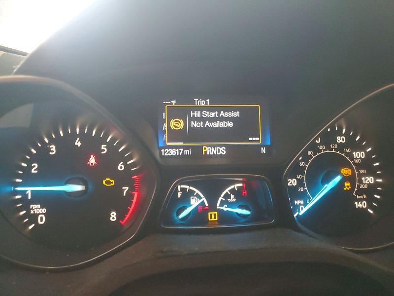 Photo 9 from auction – 2018 FORD ESCAPE with VIN 1FMCU9HD0JUD02651
