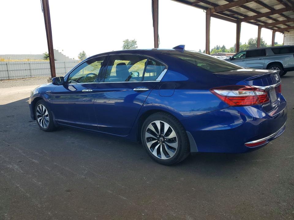 Photo 2 from auction – 2017 HONDA ACCORD with VIN JHMCR6F56HC024126