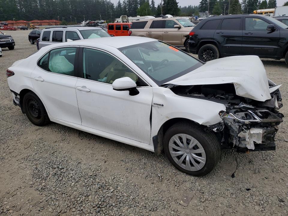 Photo 4 from auction – 2021 TOYOTA CAMRY with VIN 4T1C31AK6MU549982