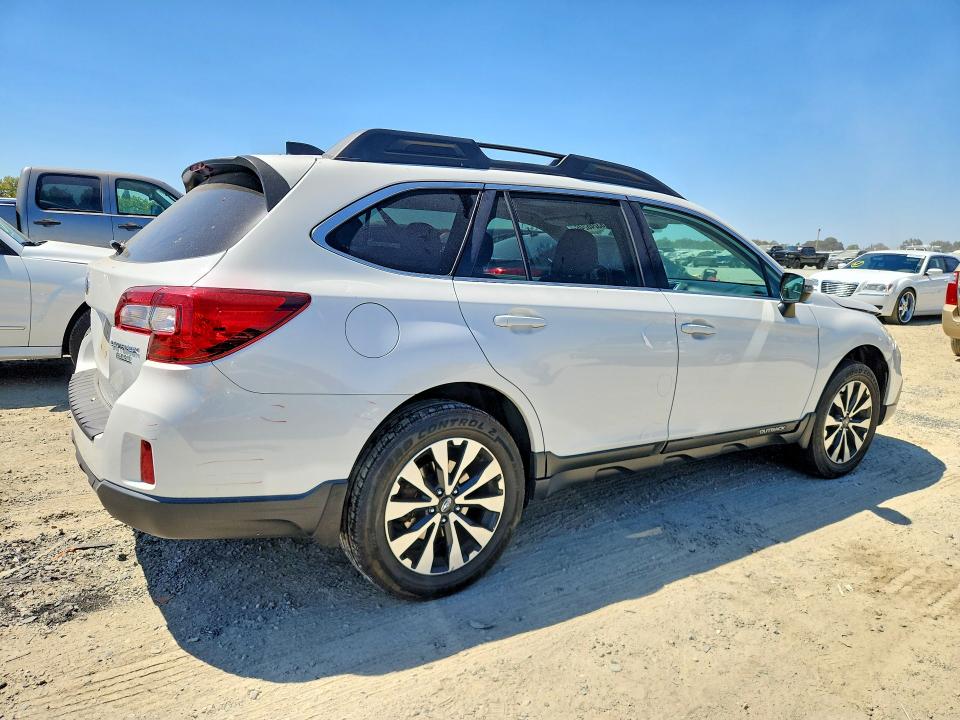 Photo 3 from auction – 2016 SUBARU OUTBACK with VIN 4S4BSANC9G3270232