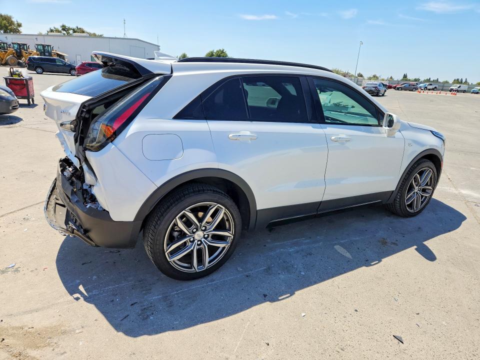 Photo 3 from auction – 2019 CADILLAC XT4 with VIN 1GYFZER40KF159520