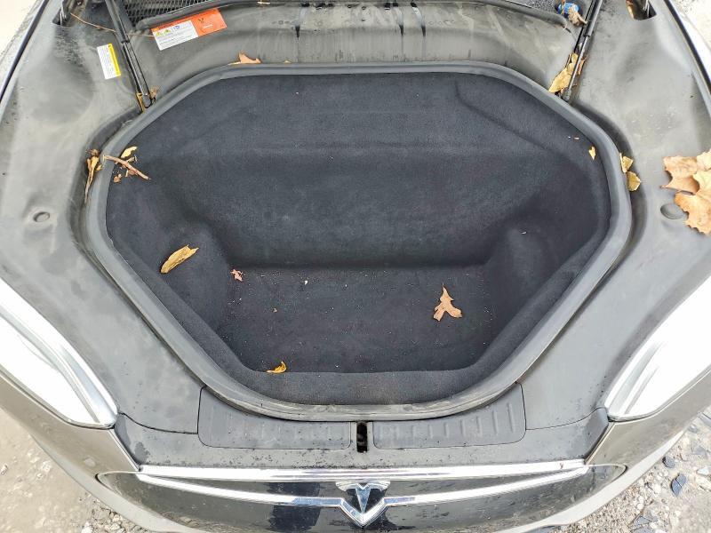 Photo 11 from auction – 2015 TESLA MODEL S with VIN 5YJSA1E23FF103073