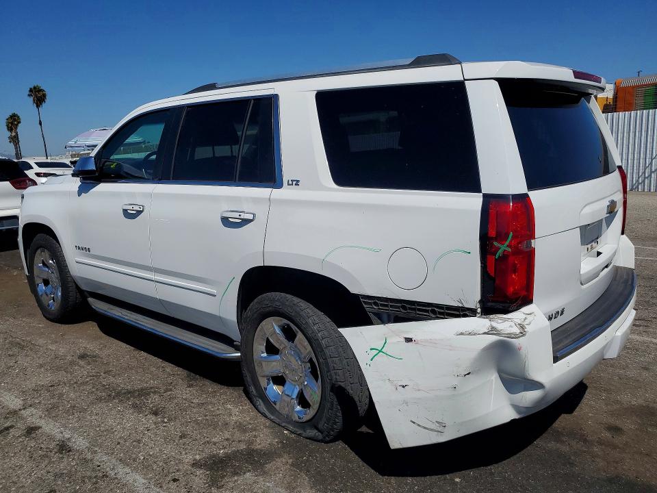 Photo 2 from auction – 2015 CHEVROLET TAHOE with VIN 1GNSCCKC8FR185564
