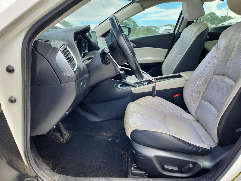Photo 7 from auction – 2017 MAZDA 3 with VIN 3MZBN1W38HM128106