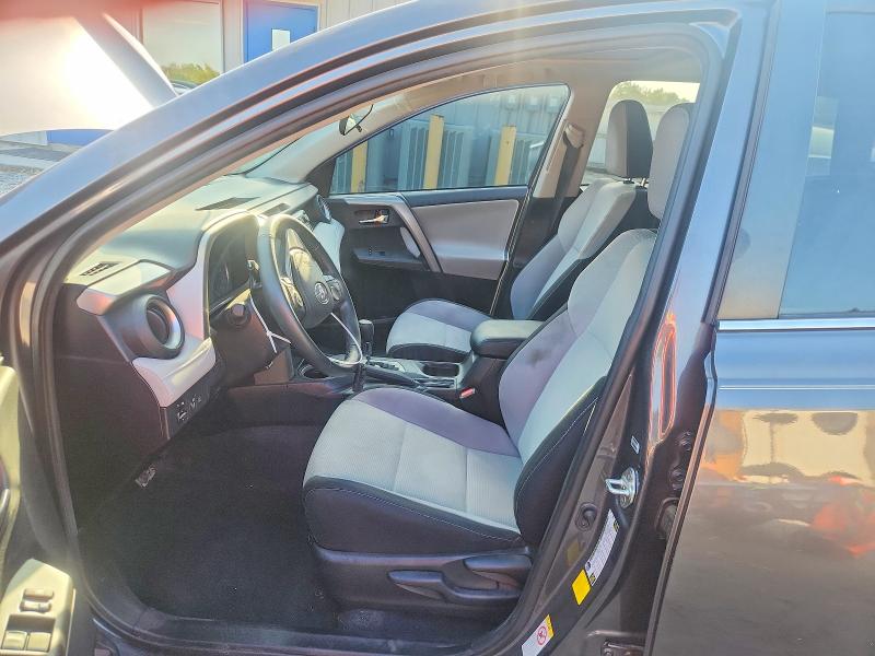 Photo 7 from auction – 2018 TOYOTA RAV4 with VIN 2T3WFREV9JW516047