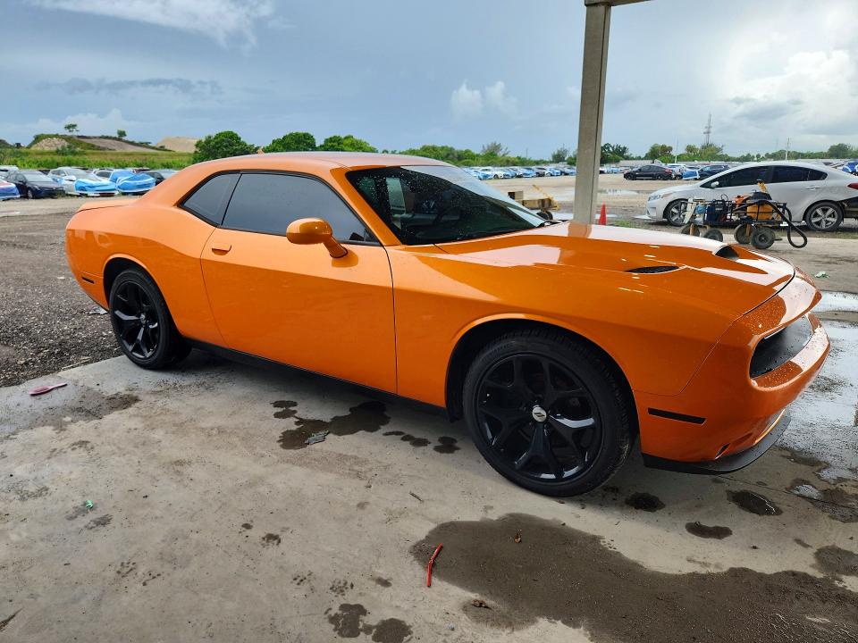 Photo 4 from auction – 2018 DODGE CHALLENGER with VIN 2C3CDZBT1JH251852