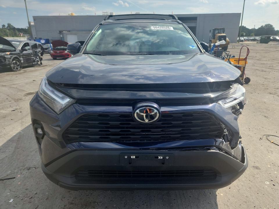 Photo 5 from auction – 2022 TOYOTA RAV4 with VIN 2T3A1RFVXNW321491