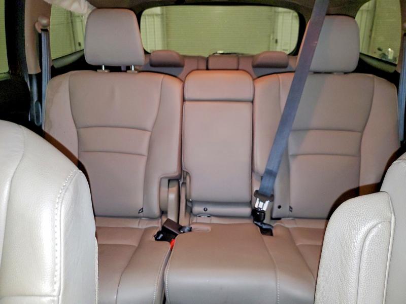 Photo 10 from auction – 2018 HONDA PILOT with VIN 5FNYF6H57JB058954