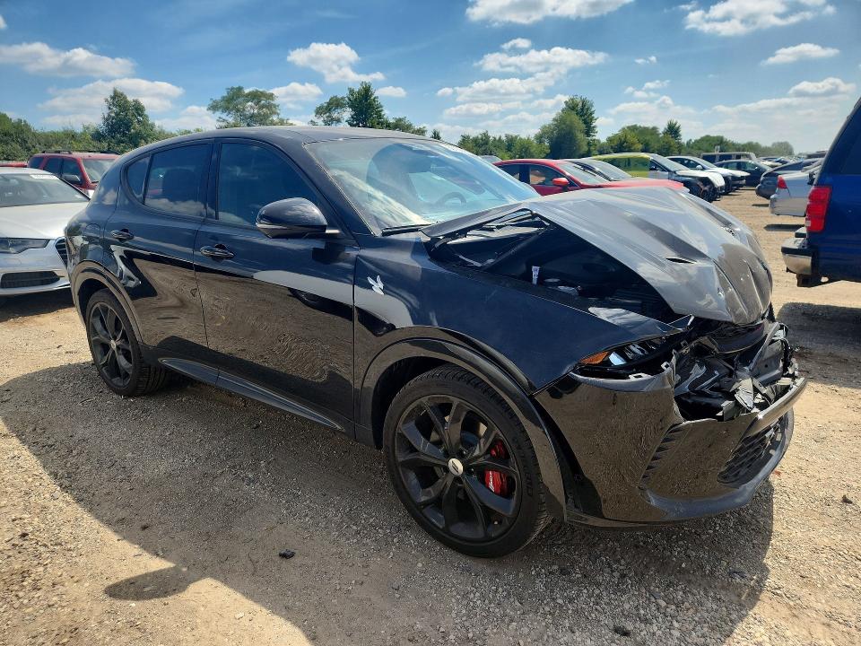 Photo 4 from auction – 2024 DODGE HORNET with VIN ZACPDFDW5R3A17850