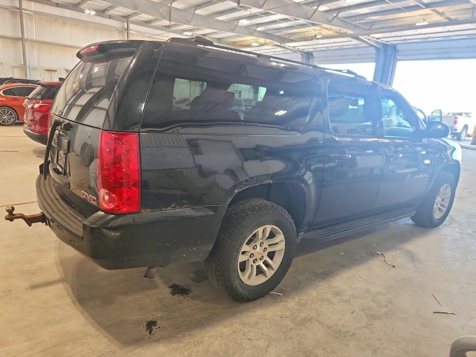 Снимка 3 от търг – 2011 GMC YUKON XL с VIN 1GKS2KE38BR191235