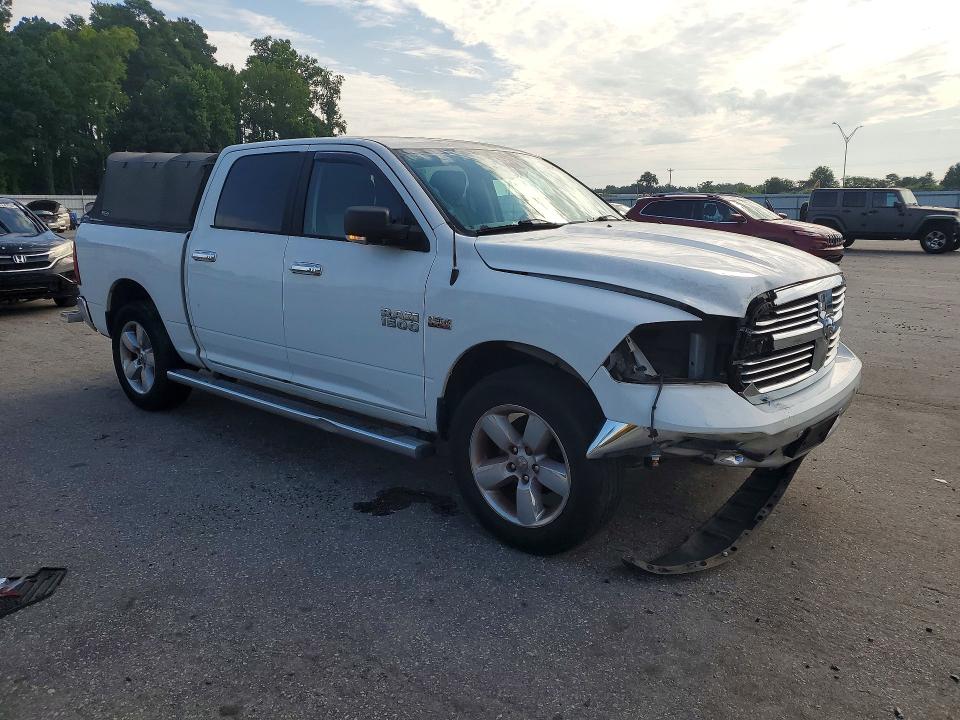 Photo 4 from auction – 2017 RAM 1500 with VIN 1C6RR7LT7HS650494