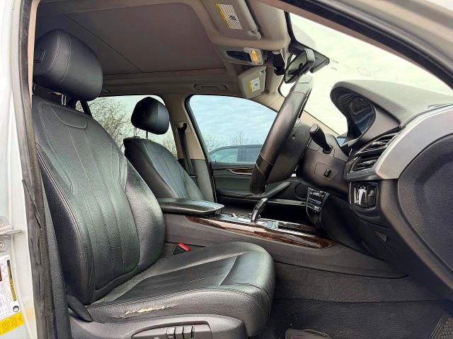 Photo 5 from auction – 2016 BMW X5 with VIN 5UXKR2C59GOR69371