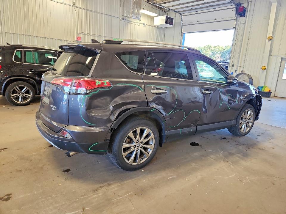 Photo 3 from auction – 2017 TOYOTA RAV4 with VIN 2T3DFREV3HW677026