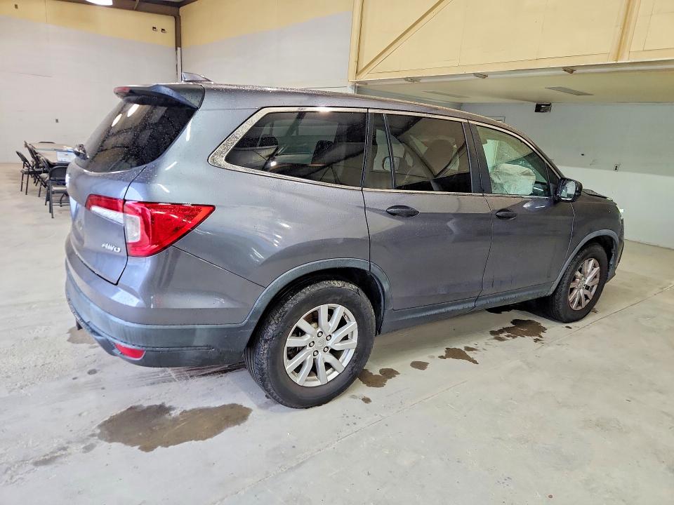 Photo 3 from auction – 2019 HONDA PILOT with VIN 5FNYF6H19KB065094