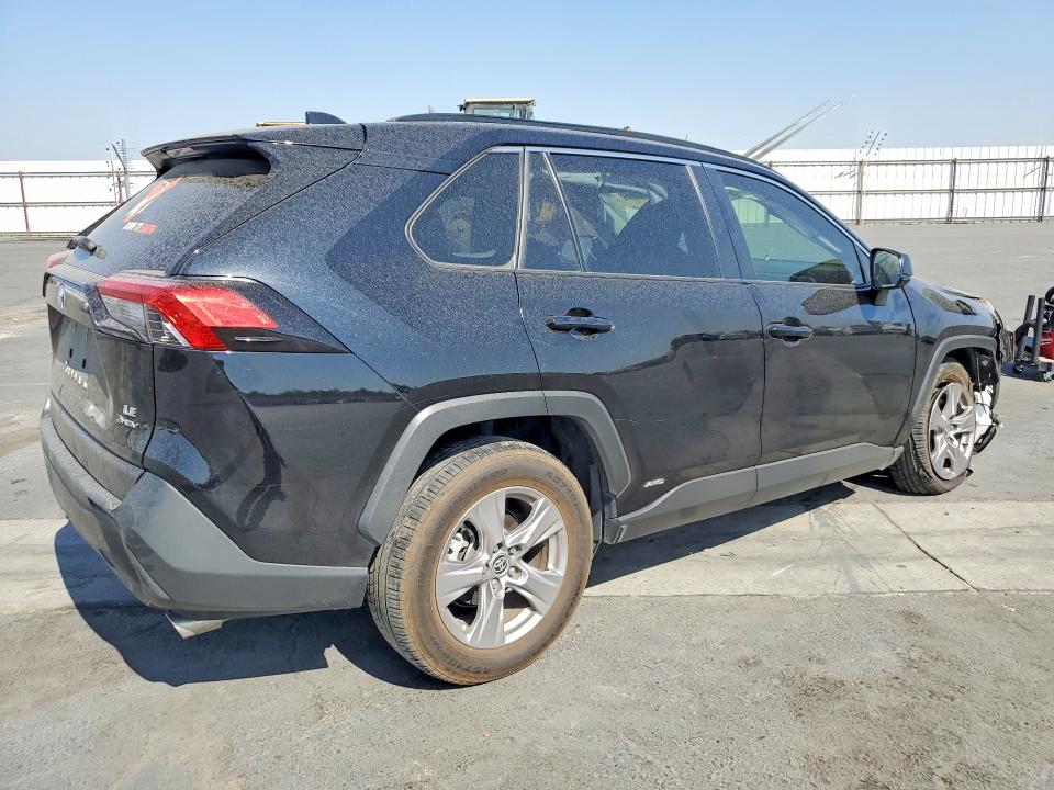 Фото 3 с аукциона – 2025 TOYOTA RAV4 с VIN JTMLWRFVXSD300546