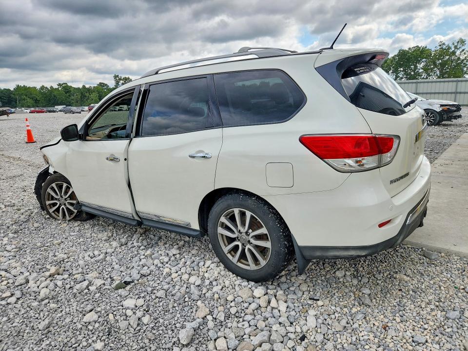 Photo 2 from auction – 2016 NISSAN PATHFINDER with VIN 5N1AR2MM5GC668612