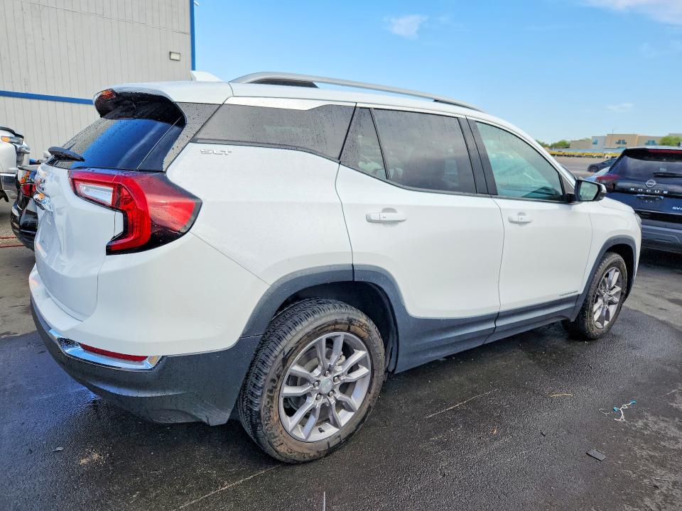 Photo 3 from auction – 2022 GMC TERRAIN with VIN 3GKALPEV2NL188642