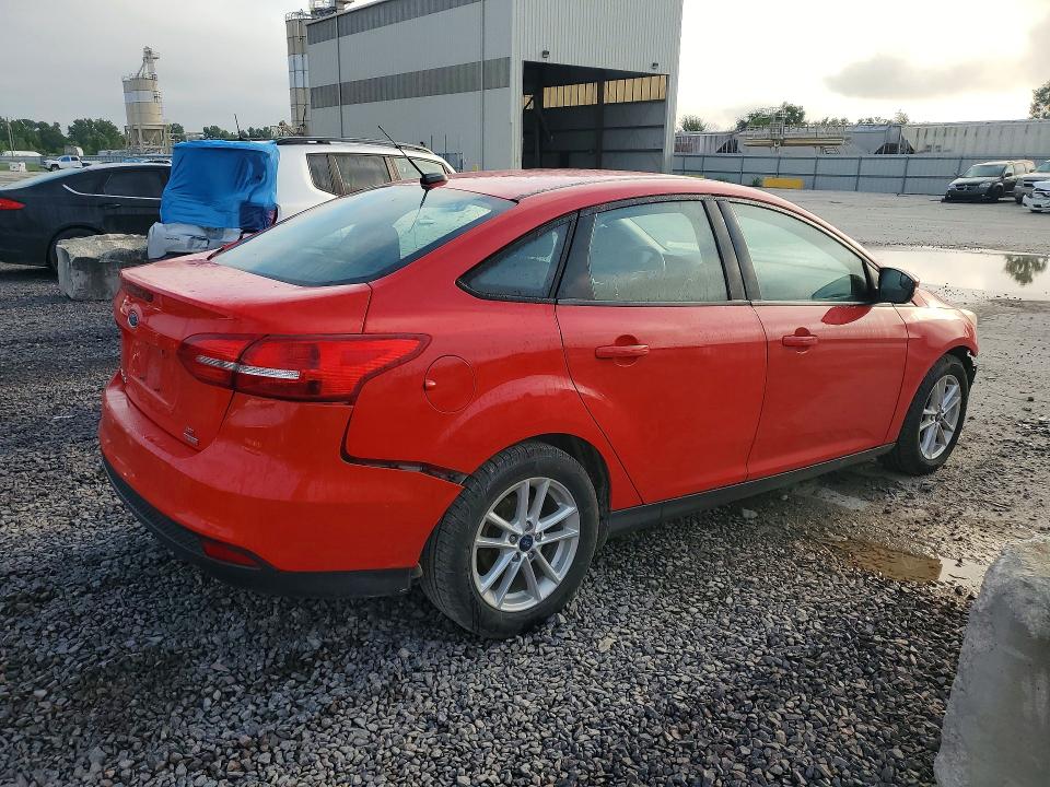 Photo 3 from auction – 2017 FORD FOCUS with VIN 1FADP3FE8HL237417