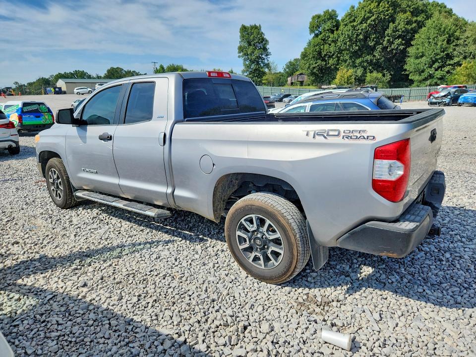 Photo 2 from auction – 2015 TOYOTA TUNDRA with VIN 5TFRM5F10FX094938