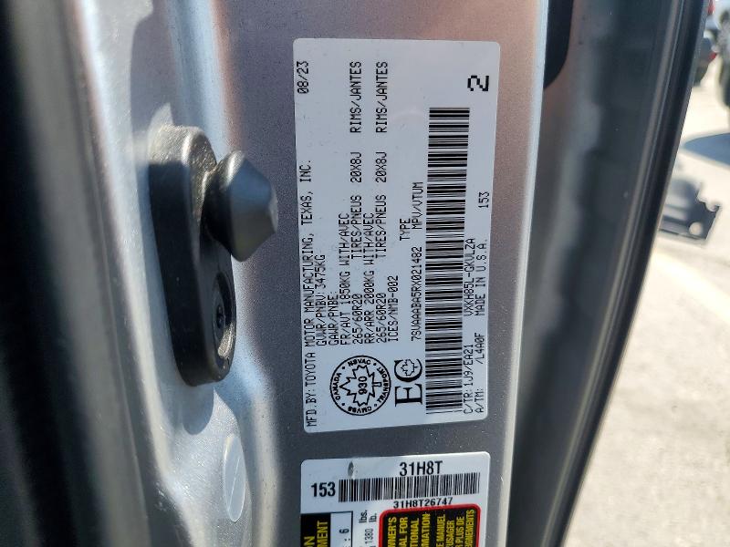 Photo 14 from auction – 2024 TOYOTA SEQUOIA with VIN 7SVAAABA5RX021482